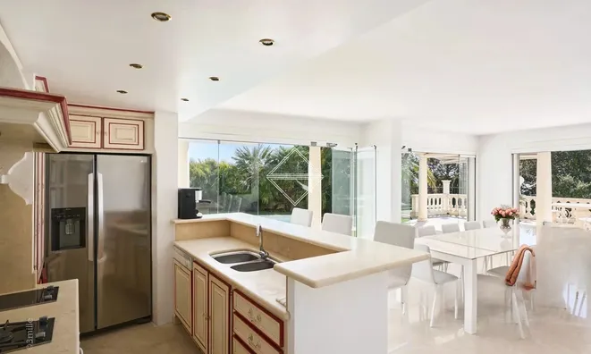 Недвижимость Villa Cannes: 12