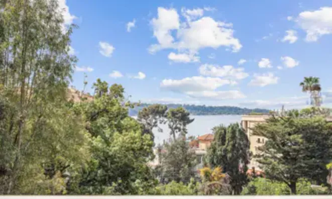 Недвижимость Villa Pointe Croisette: 2