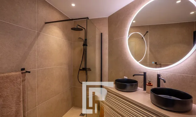 Недвижимость House Cannes République: 11