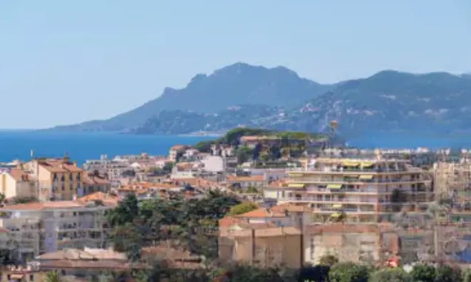 Недвижимость House Cannes Croix des Gardes: 3