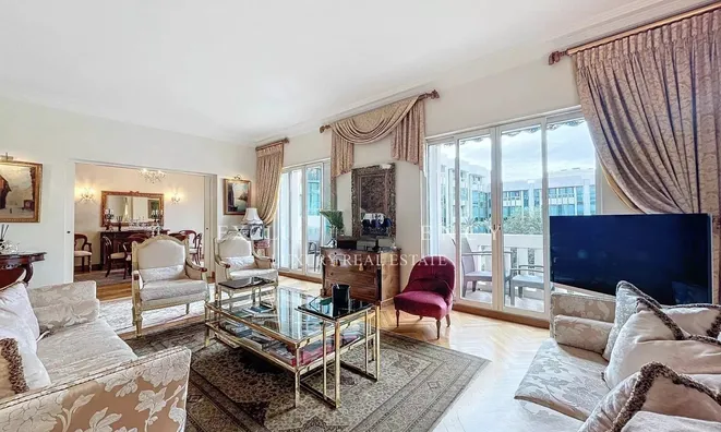 Недвижимость Apartment Cannes Centreville: 3