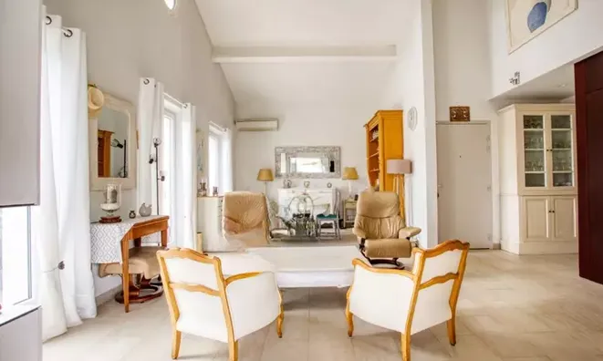 Недвижимость Estate Cannes La Bocca: 7