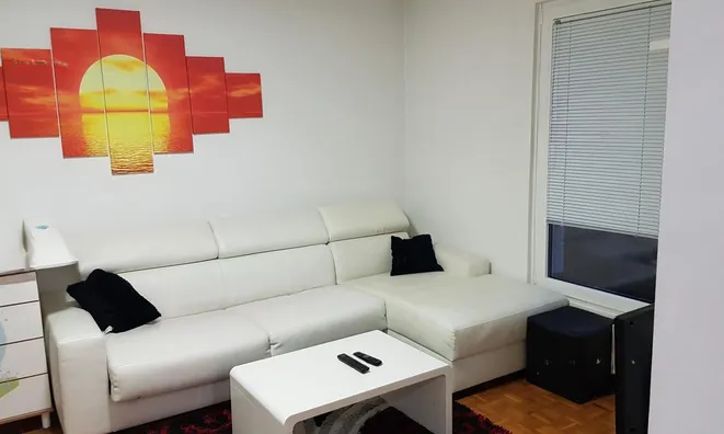 Недвижимость Квартира 2-комнатная в Безиграде: 1