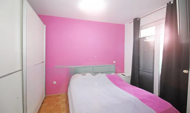 Недвижимость Квартира на Долгом Мосту: 3