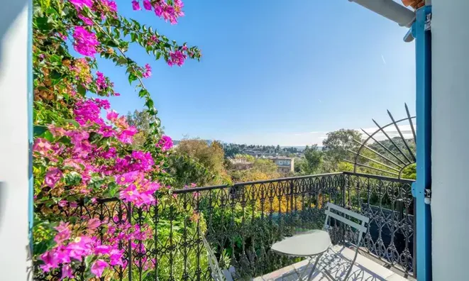 Недвижимость Villa Croix des Gardes: 1