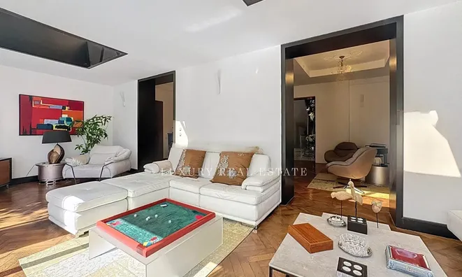 Недвижимость Property Cannes: 4