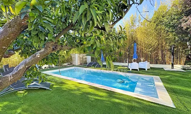 Недвижимость Property Cannes: 17