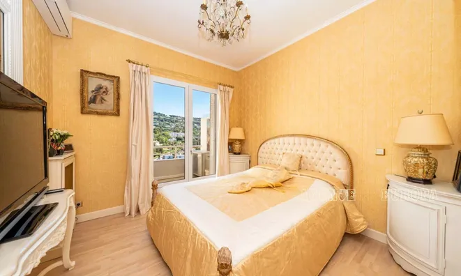 Недвижимость Villa Californie: 9