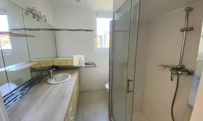 Недвижимость Property Name: Estate Californie: 8