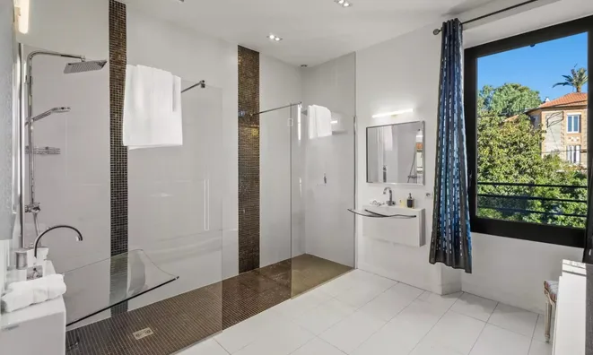 Недвижимость Villa Petit Juas: 6