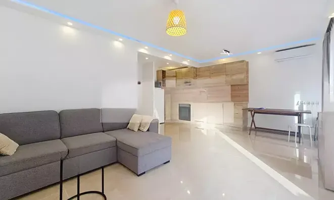 Недвижимость Villa Cannes La Bocca: 1