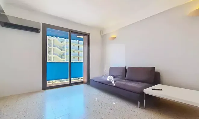 Недвижимость Villa Petit Juas: 1