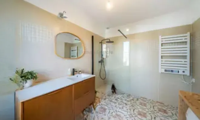 Недвижимость Villa Petit Juas: 8