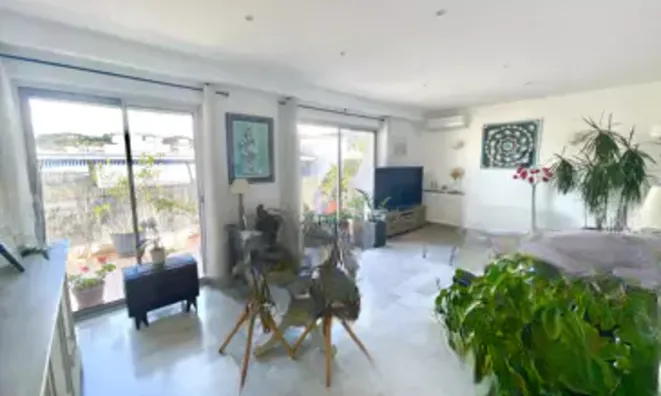 Недвижимость Villa Croix des Gardes: 2