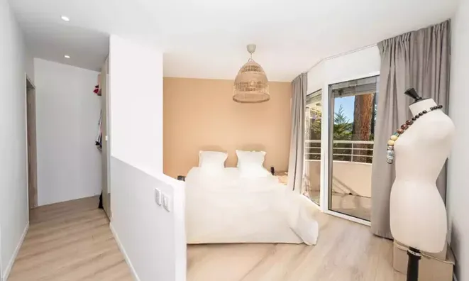 Недвижимость Villa Petit Juas: 13