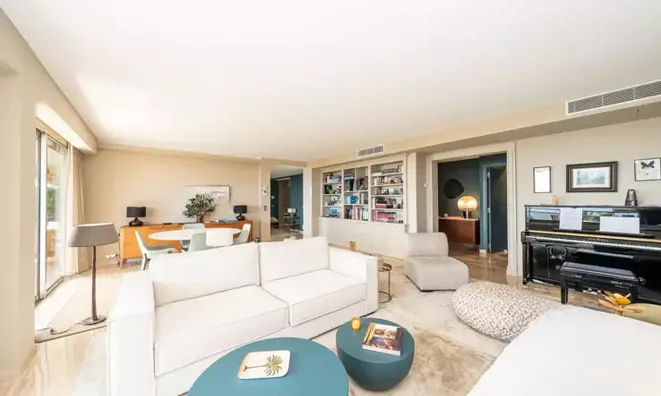 Недвижимость Villa Croix des Gardes: 7