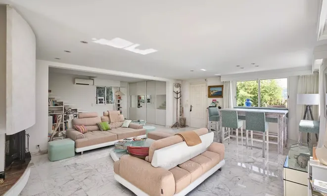 Недвижимость Villa Petit Juas: 10