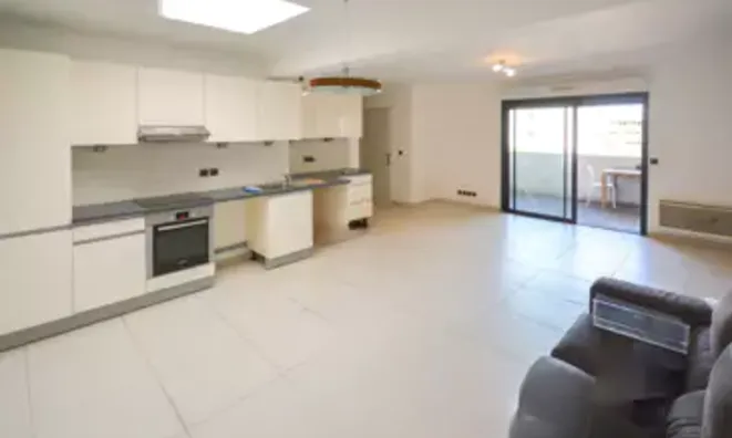 Недвижимость Villa La Bocca: 3