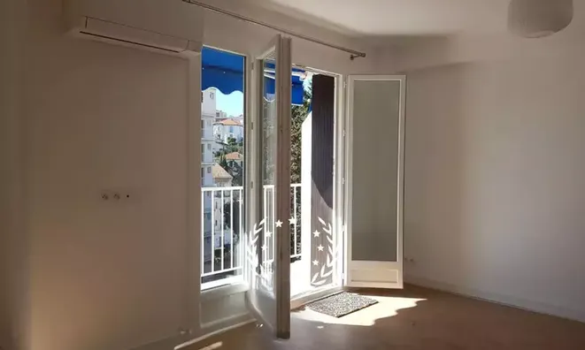 Недвижимость Villa Petit Juas: 10