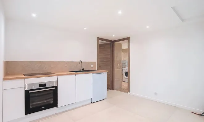 Недвижимость Property Cannes: 12