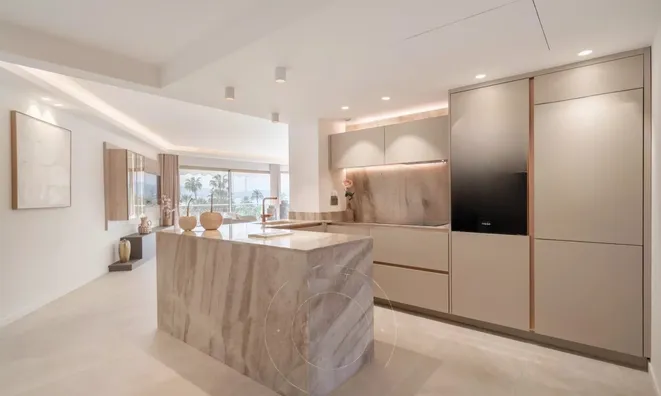 Недвижимость Villa Pointe Croisette: 2