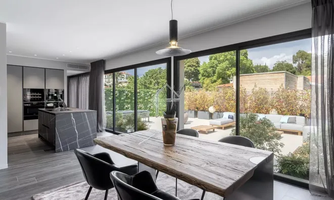 Недвижимость Villa Croix des Gardes: 3