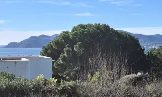 Недвижимость Villa Croix des Gardes: 2