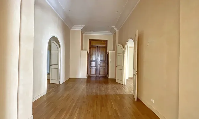 Недвижимость Villa Cannes République: 9