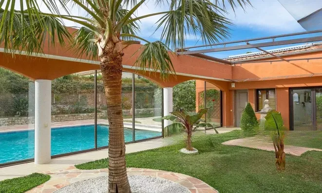 Недвижимость House Cannes: 16