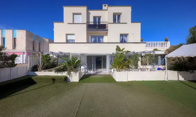 Недвижимость Villa La Bocca: 4