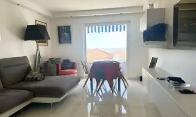 Недвижимость Villa Petit Juas: 9