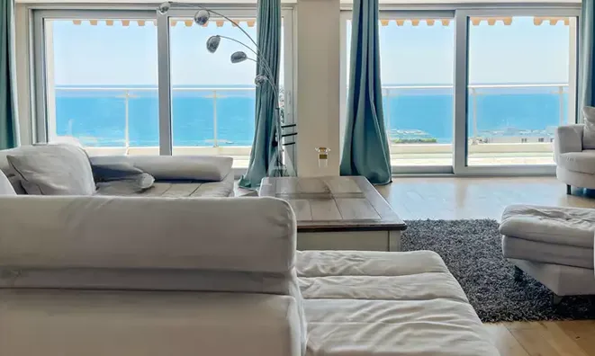 Недвижимость Villa Croix des Gardes: 1