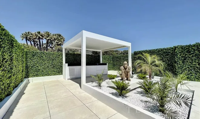 Недвижимость Villa Pointe Croisette: 9