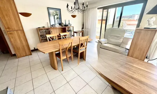 Недвижимость Property Type: Villa
Location: Cannes

Villa Cannes: 1
