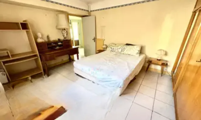 Недвижимость Property Type: Villa
Location: Cannes

Villa Cannes: 12