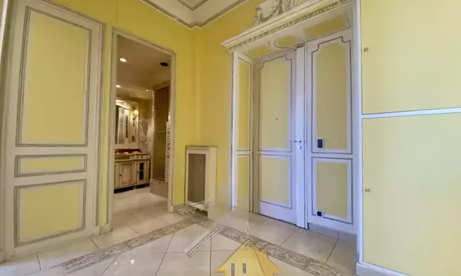 Недвижимость Villa Petit Juas: 10