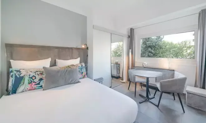 Недвижимость House Cannes: 1