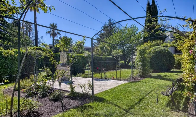 Недвижимость Property Cannes: 17