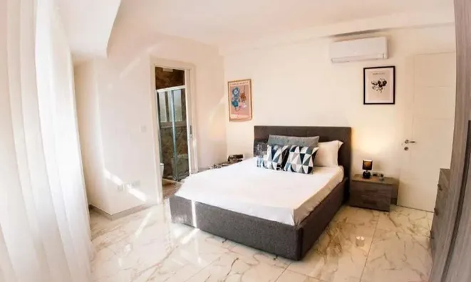 Недвижимость St. Julians Retreat: 2