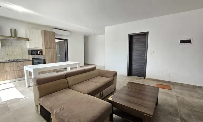Недвижимость Zebbug Central Apartment: 8