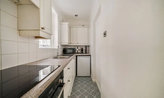 Недвижимость Drayton Gardens, South Kensington: 21