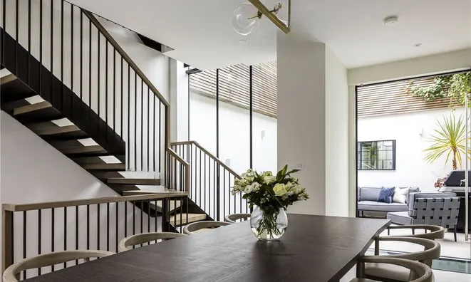 Недвижимость St. Luke's Street: 7