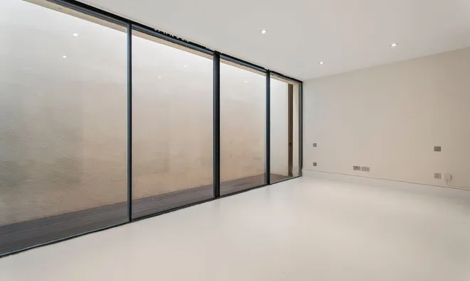 Недвижимость Flood Street: 10