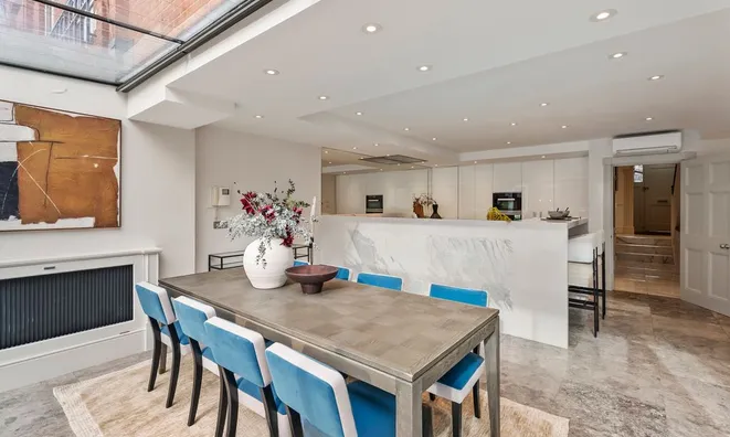 Недвижимость Flood Street: 14