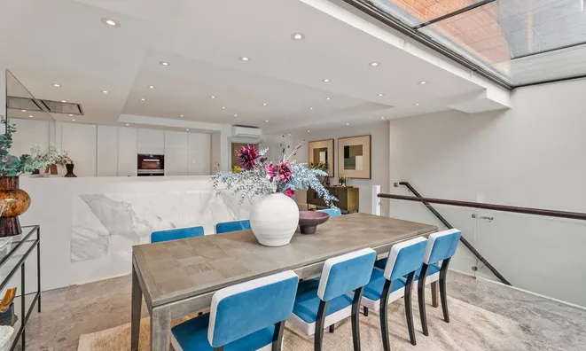 Недвижимость Flood Street: 16