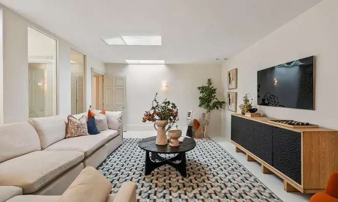 Недвижимость Flood Street: 19