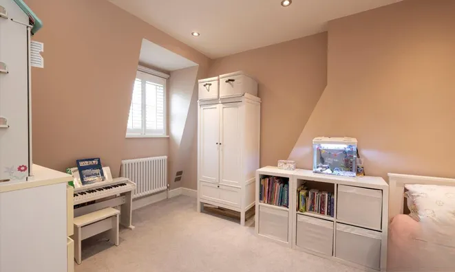 Недвижимость Uverdale Road: 7