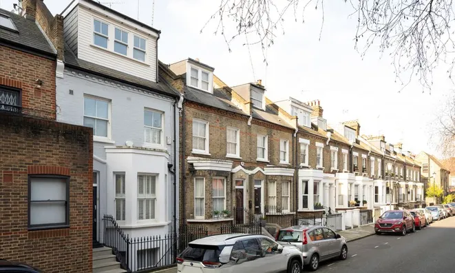 Недвижимость Uverdale Road: 12