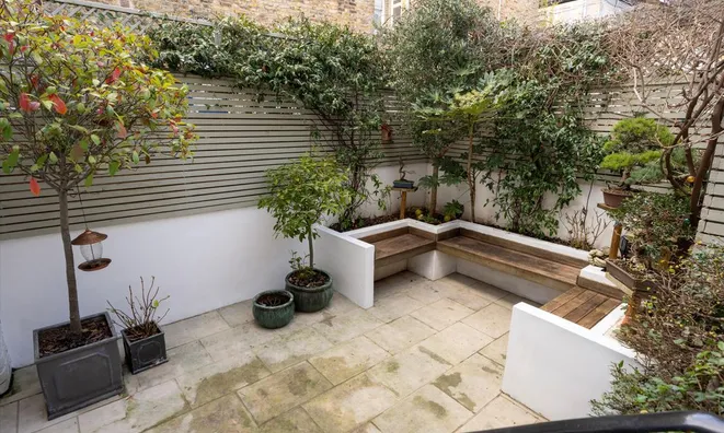 Недвижимость Uverdale Road: 16