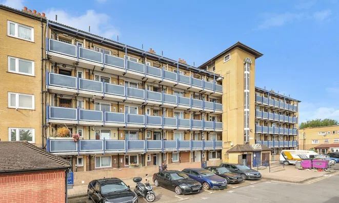 Недвижимость Redclyf House, Cephas Street: 2